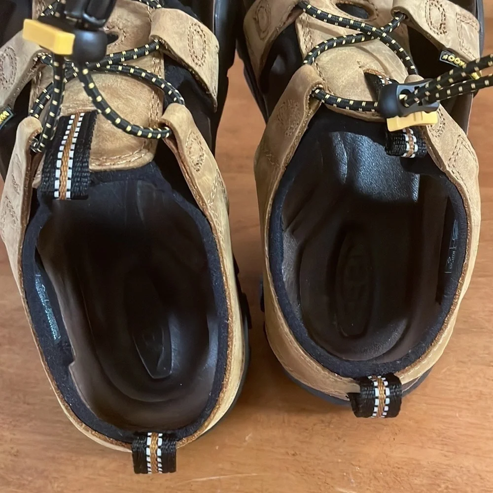 Keen Waterproof Sandals Size 6